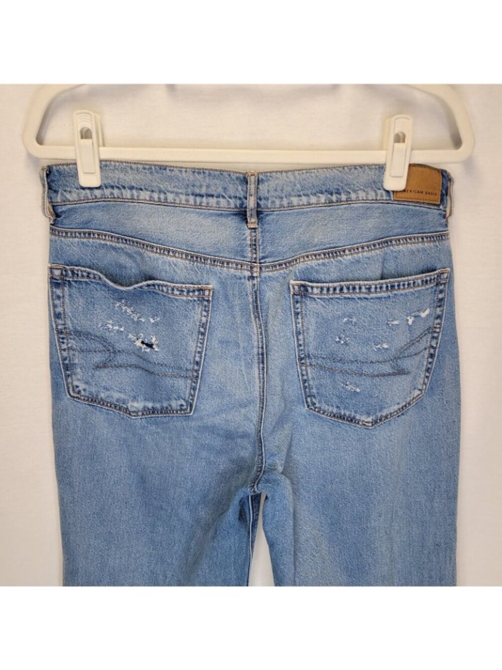 American Eagle Women's Size 12 Jeans Low Rise Skater Jean Distressed Destroyed - Picture 4 of 9